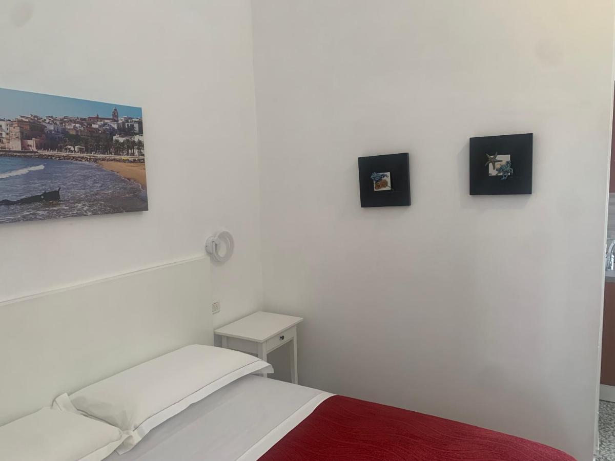 Colombo Apartment E Room В'єсте Екстер'єр фото