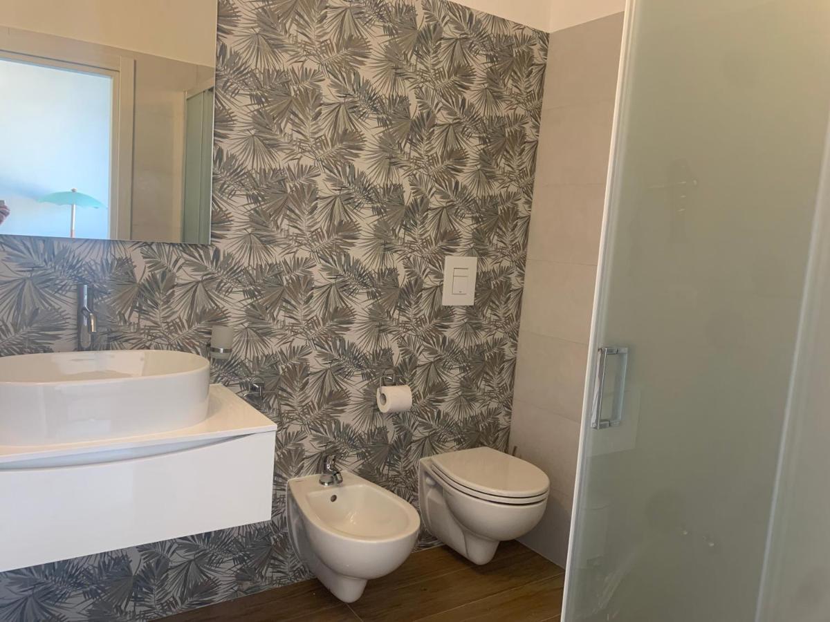 Colombo Apartment E Room В'єсте Екстер'єр фото