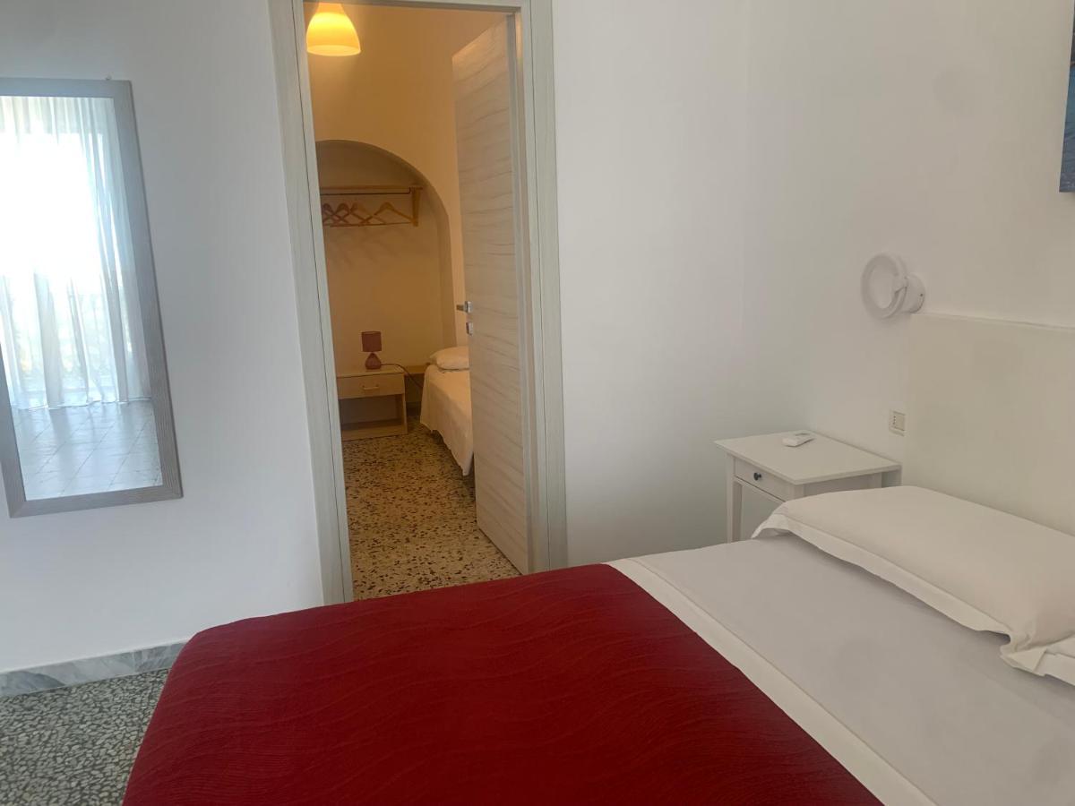Colombo Apartment E Room В'єсте Екстер'єр фото