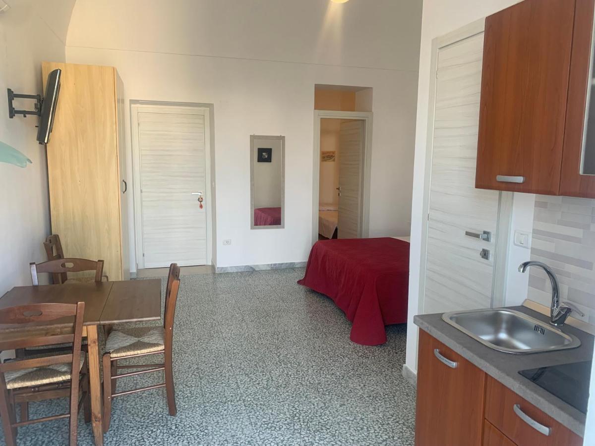Colombo Apartment E Room В'єсте Екстер'єр фото