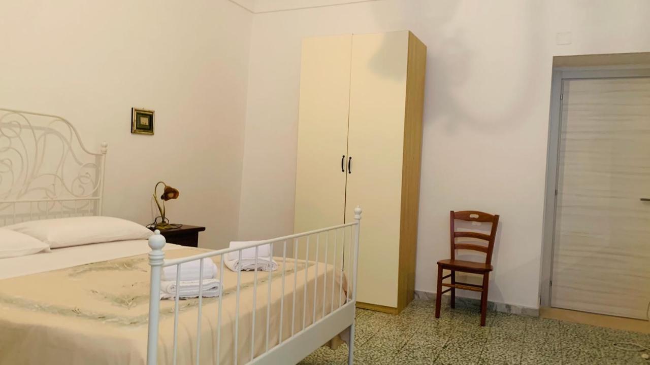Colombo Apartment E Room В'єсте Екстер'єр фото
