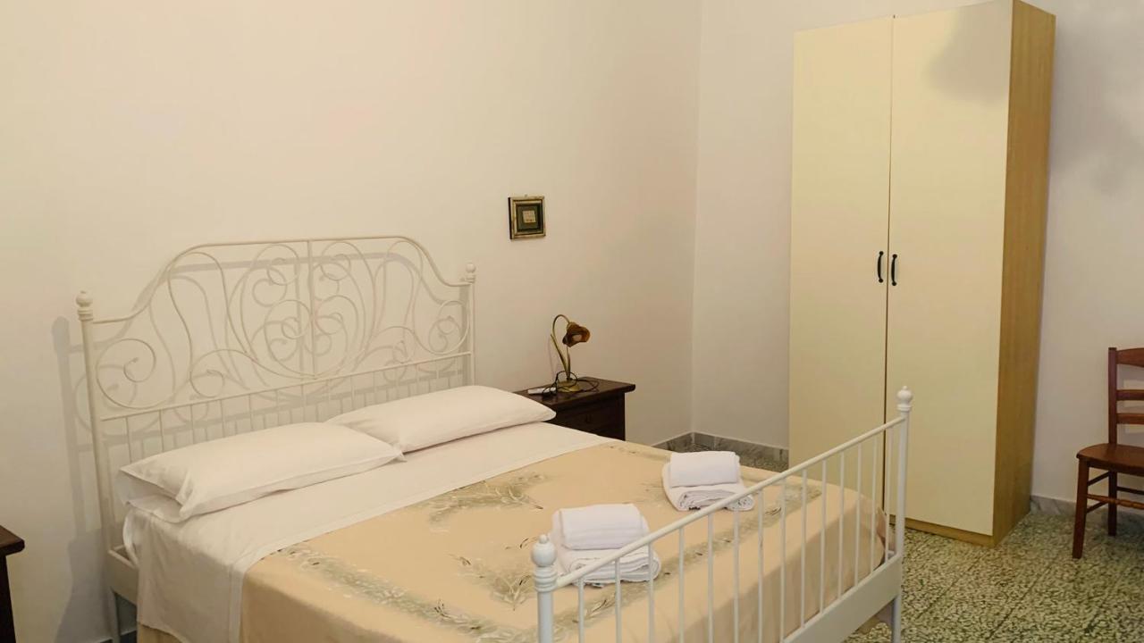 Colombo Apartment E Room В'єсте Екстер'єр фото